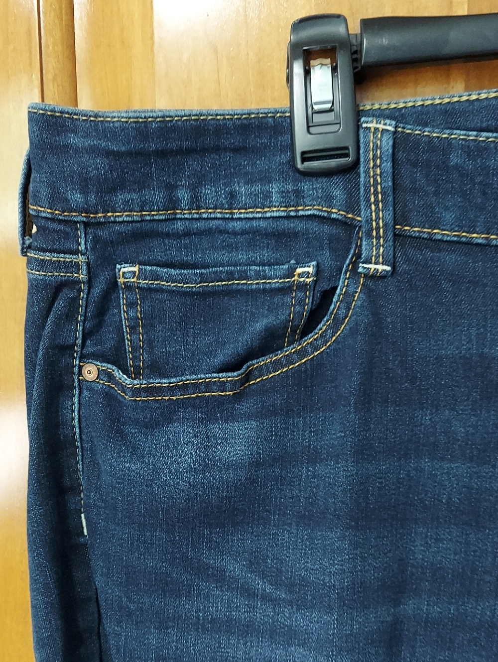 Arizona Jean Company Stretchy Boot Cut Flared Jeans, Size 24 Juniors, Like New - Picture 3 of 9